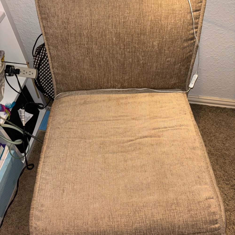 Small brown couch - Picture 2 of 4